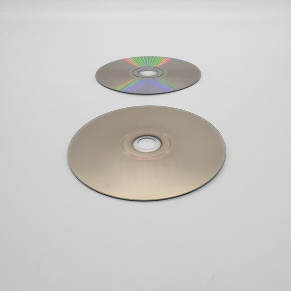 Joker Blu Ray DVD Featuring Joaquin Phoenix Robert DeNiro Family Movie Night - Picture 4 of 4